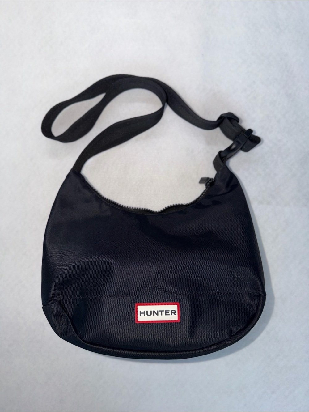 NWOT Hunter Mini Hobo Shoulder Bag
